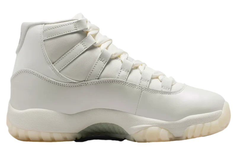 Air Jordan 11 Pearl